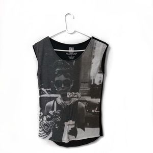 Red carpet noir tops- Audrey Hepburn